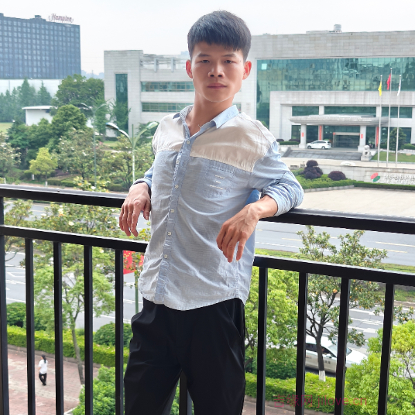 湖南28岁单身帅哥真诚找对象-晋城征婚相亲网