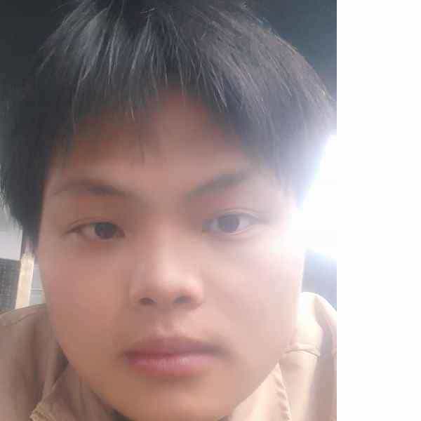 22岁岁河南单身帅哥 - 晋城吉缘网
