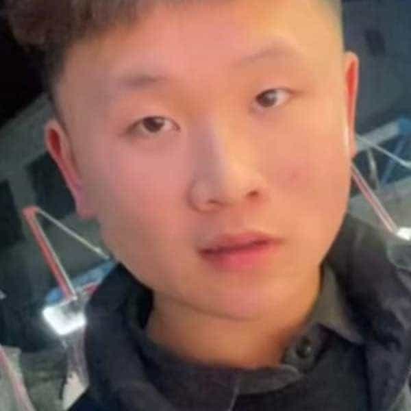 22岁岁河南单身帅哥 - 晋城吉缘网