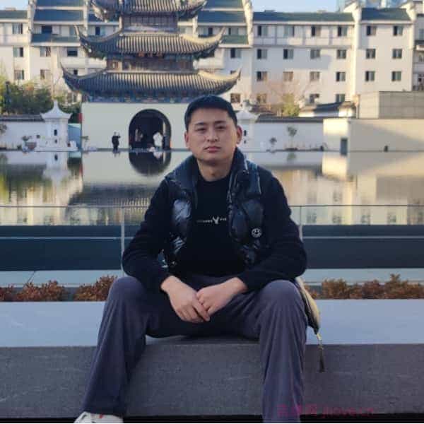 31岁岁湖北单身帅哥 - 晋城吉缘网